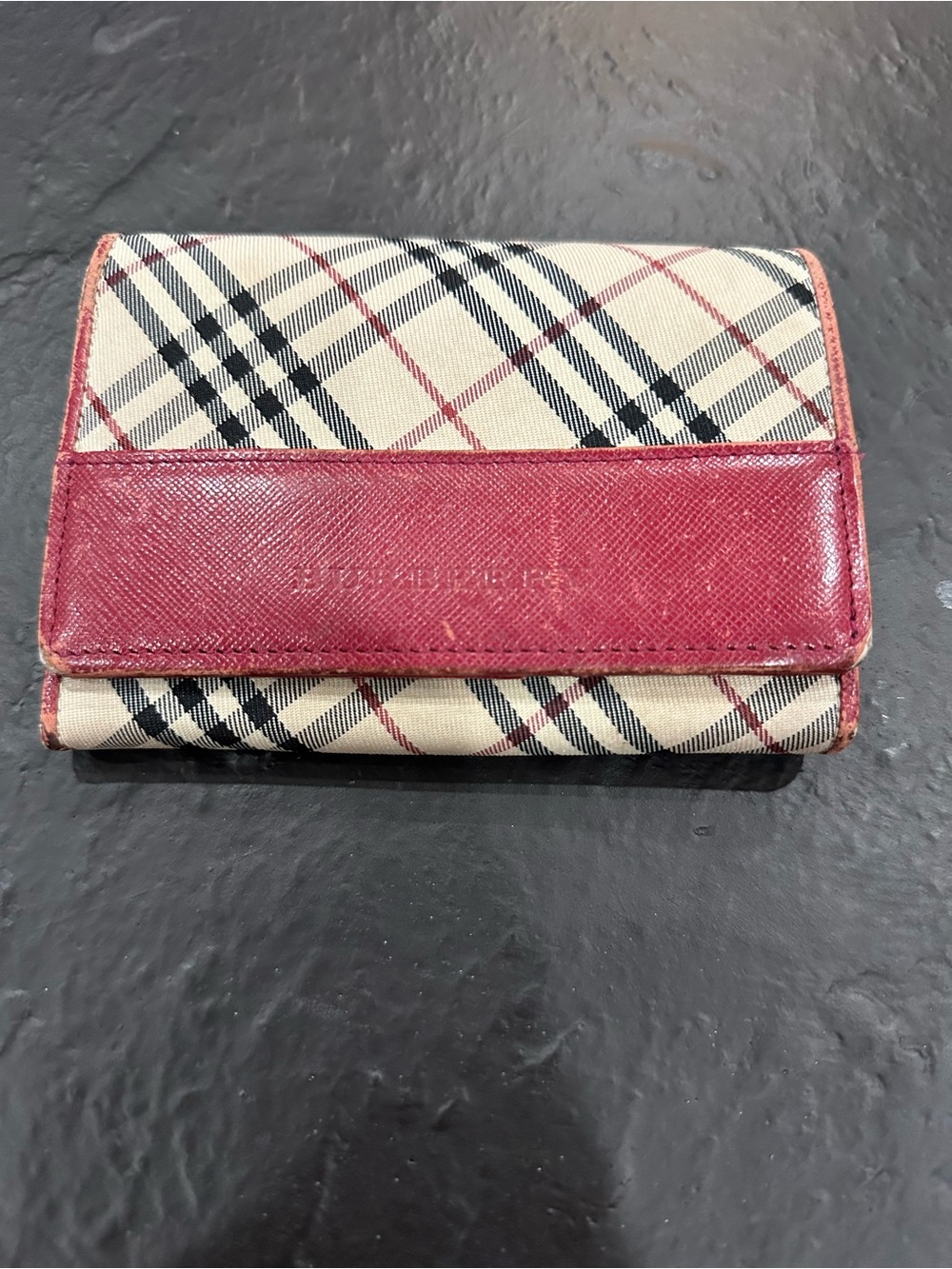Burberry Compact Wallet in Burgundy
